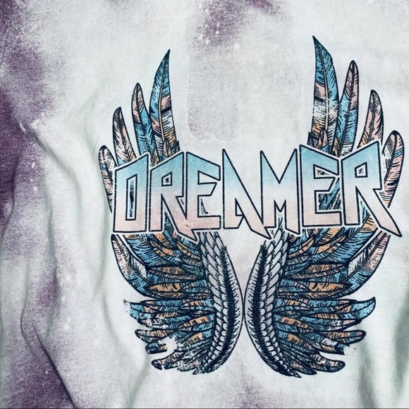 Dreamer Rock Wings Bleached Tee Size Small - Picture 2 of 4